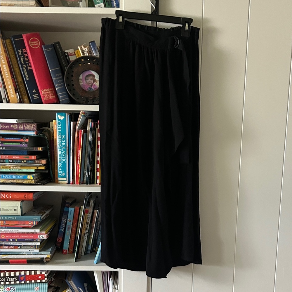 James Perse Black Midi Skirt